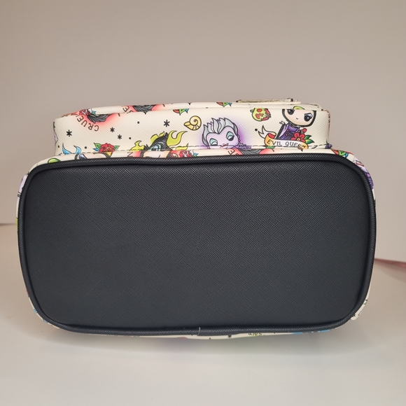 Loungefly Funko Pop Disney Villains Tattoo Mini Backpack - Picture 6 of 6